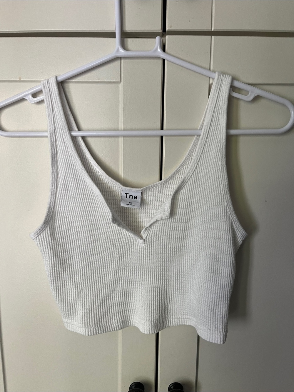 TNA White Ribbed Notch-Neck Crop Tank